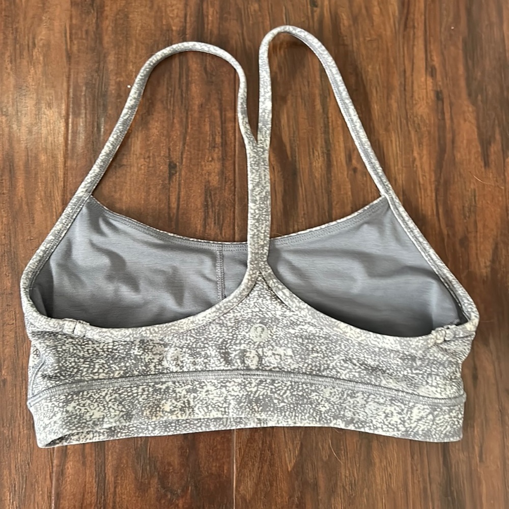 Lululemon Flow Y Bra